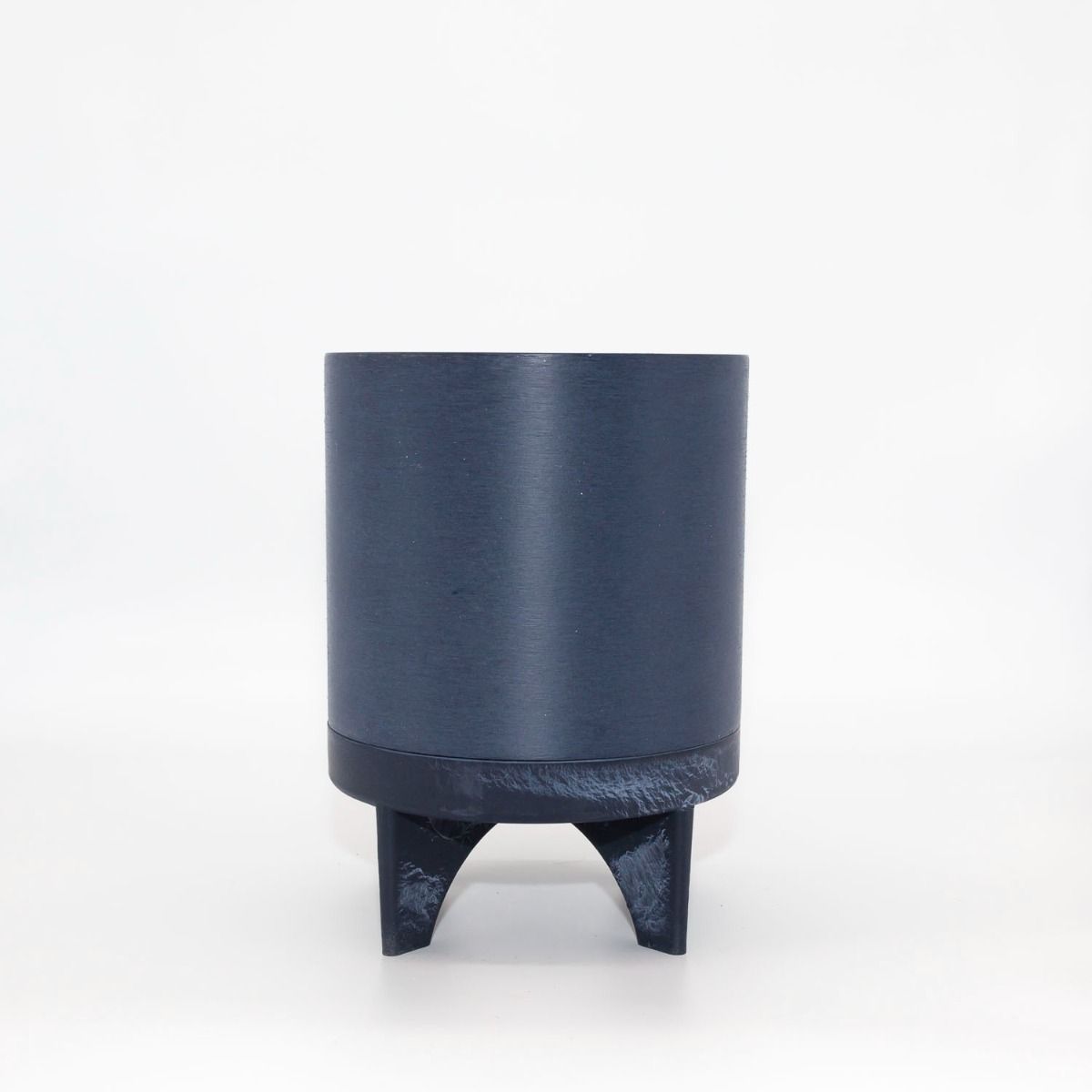Florence Pot | Recycled Plastic | Looks Good Feels Good