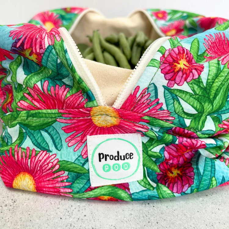 Micro view of the lightweight, highly breathable fabric weave engineered to regulate humidity and prevent mould in a refrigerator. Shown in sea fig.