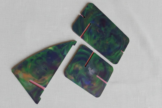 ZPA recycled plastic mobile phone stand showing pieces ready for assembly