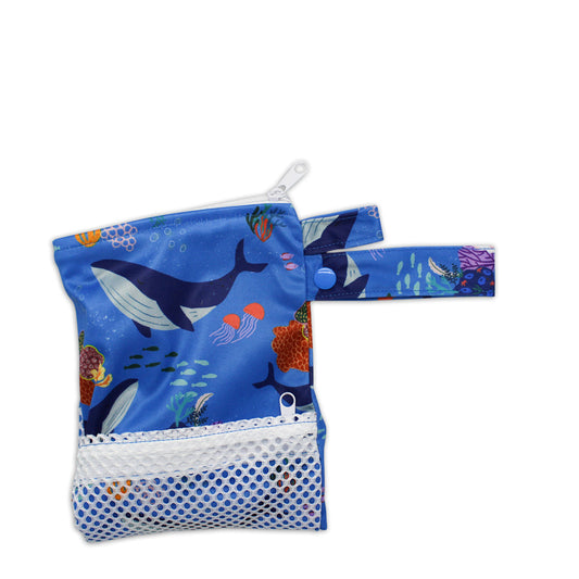 Stay-dry Zip Wet Bag – Whales | Tyoub x Suki McMaster