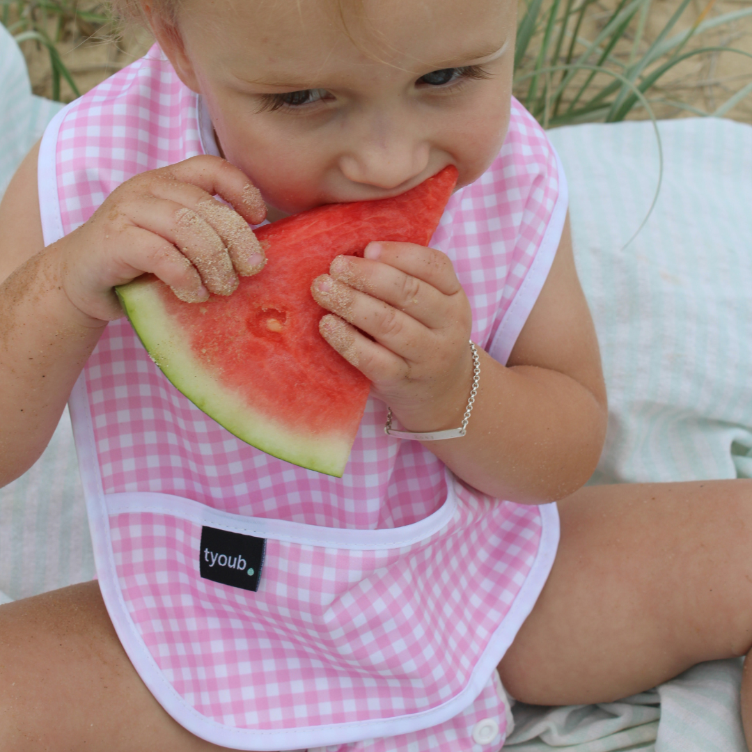 Baby Bib Tyoub Stay-dry Waterproof Fabric– Candy Pink White Gingham Check. For baby feeding and eating, bib covers chest area, keeping baby clean after mealtime. Comfortable with a strong Velcro tab to ensure a comfortable and secure fit, but easy for carer to remove. Gentle and soft on baby skin. Safe and secure our bibs are BPA-free, phthalate-free, PVC-free and lead-free. Unisex design fits infant, baby, toddler boys and girls from 6 months to 24 months.