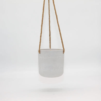 Austin Hanging Pot | Recycled Plastic | Looks Good Feels Good