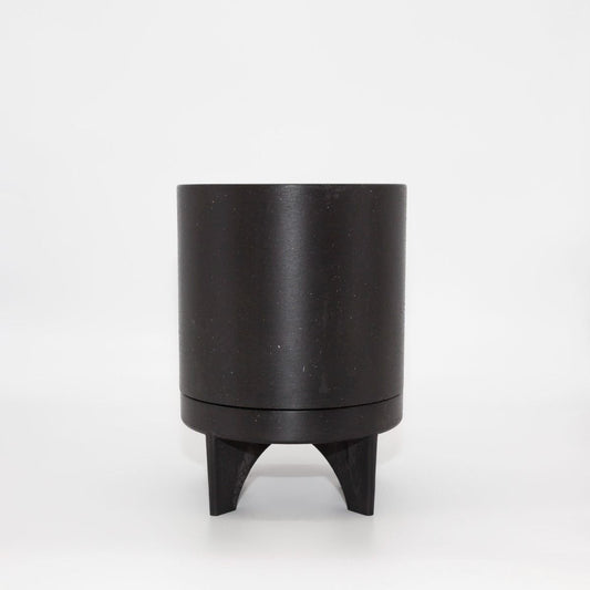 Florence Pot | Recycled Plastic | Looks Good Feels Good