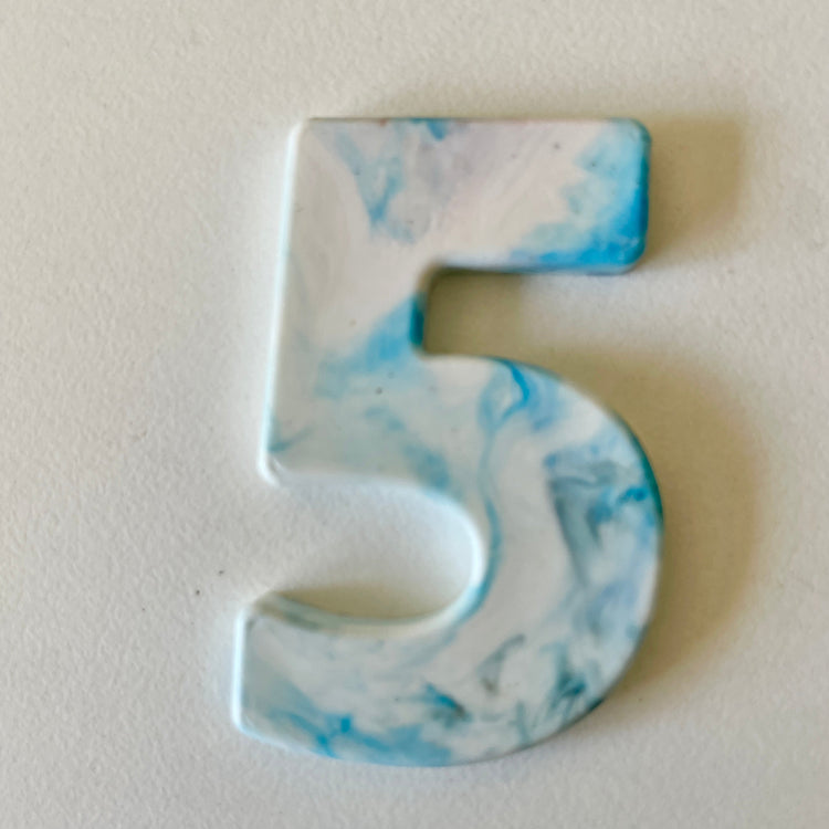 Custom recycled plastic house number for letterboxes white variant number 5.