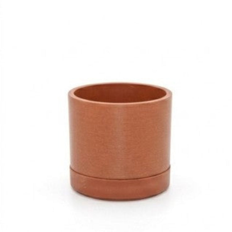 Portland recycled plastic plant pot with matching saucer. Terracotta mini.