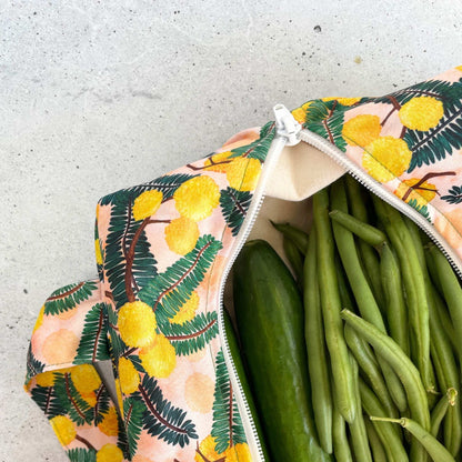 Micro view of the lightweight, highly breathable fabric weave engineered to regulate humidity and prevent mould in a refrigerator. Shown in wattle.