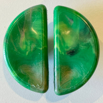 Semi-circle 50mm finger pull cabinet handle in green finish. Premium kitchen cupboard hardware in Australia.