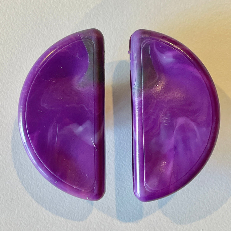 Semi-circle 50mm finger pull cabinet handle in purple finish. Premium kitchen cupboard hardware in Australia.