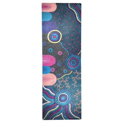 Eco-friendly recycled rubber yoga mat by Wild Mingo in the modern colourful Oorunye pattern print for Pilates.